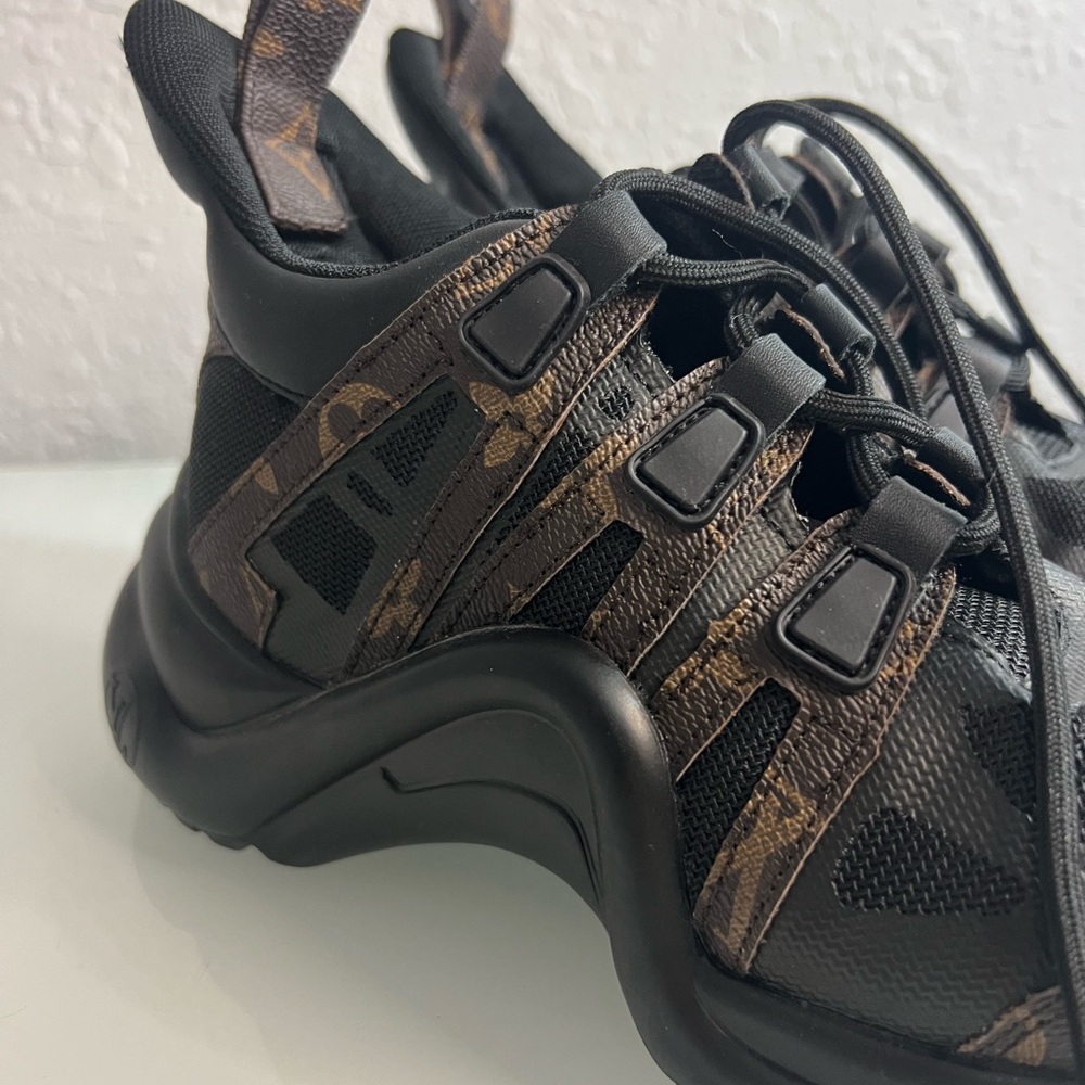 Louis Vuitton Black and Brown Women's Shoes